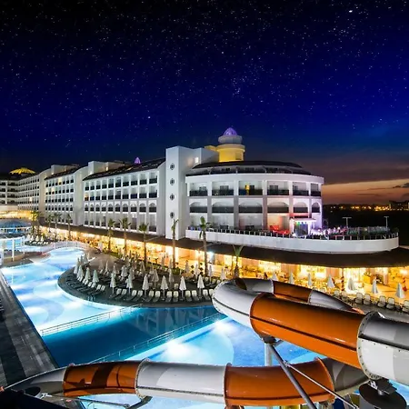 Port River Hotel&spa מלון