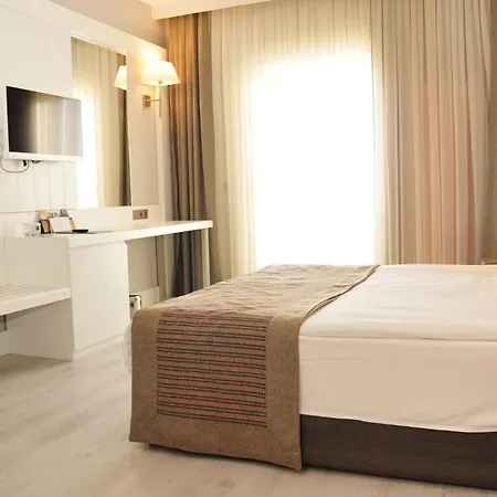 Port River Hotel&spa סייד